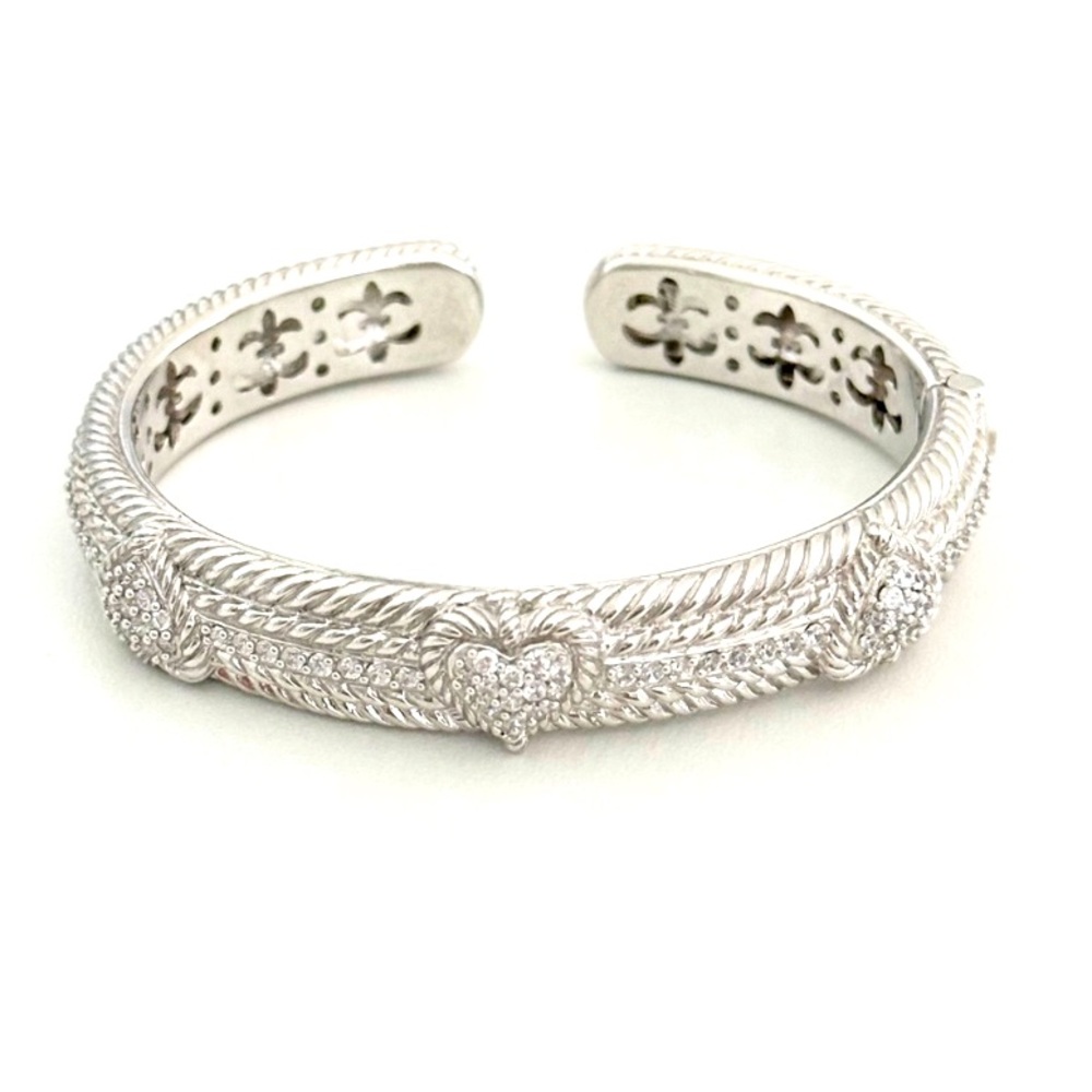 Judith Ripka Silver Heart Pavé Cuff Bracelet💥🍒🍒